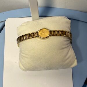 Vintage Seiko Ladies Quartz Watch Gold Tone 2Y00-5299 Japan